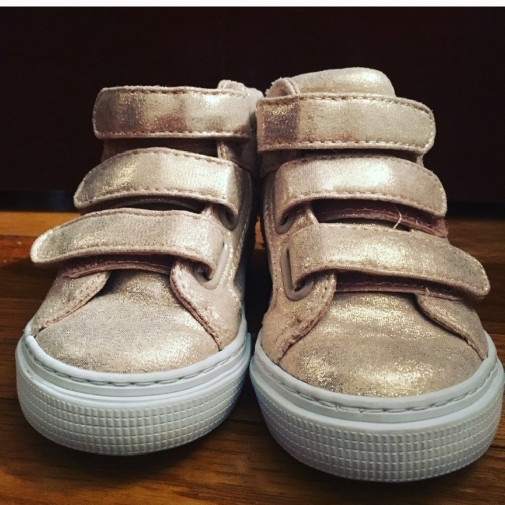 Gap size 5 toddler high tops